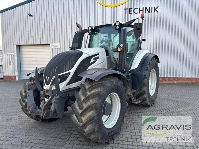 Valtra T 214 D Tractoare