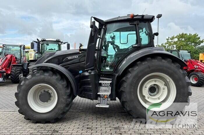 Valtra T 235 D Tractoare