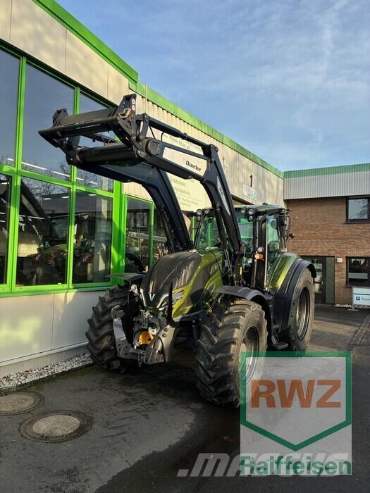 Valtra T175eA Tractoare