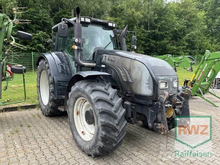 Valtra T202D Tractoare