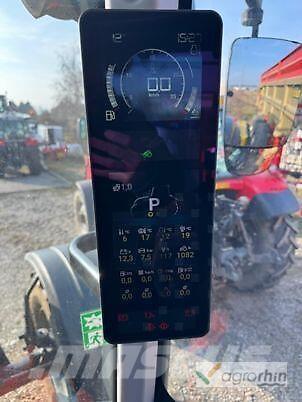Valtra T235 Diect Tractoare