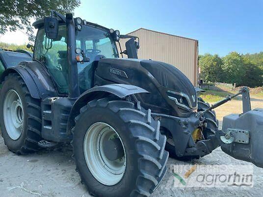 Valtra T235V Tractoare
