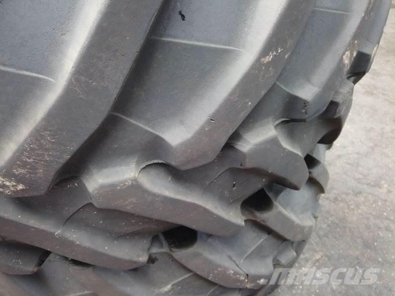 BKT 540 / 65 R30 Roti