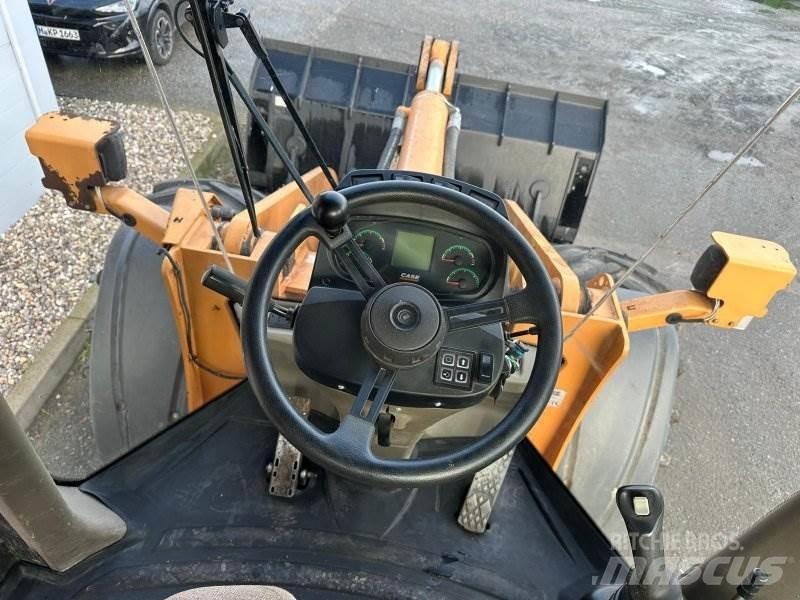 CASE 721 E Incarcator pe pneuri