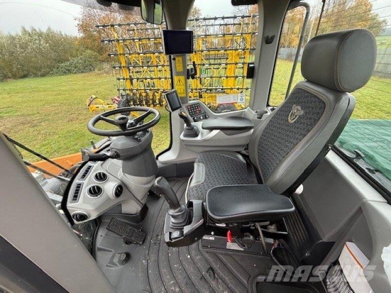 CASE 921G Incarcator pe pneuri