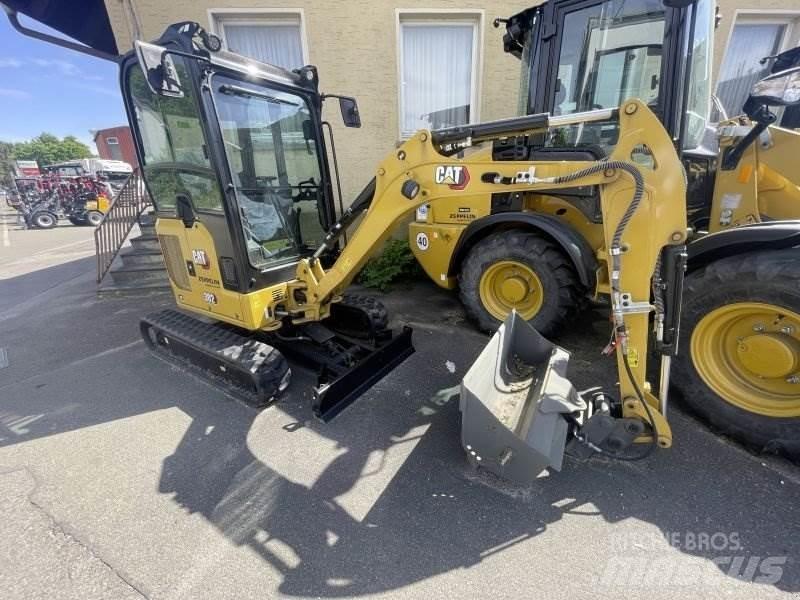 CAT 302CR-05A Mini excavatoare < 7t
