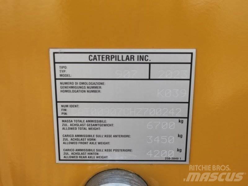 CAT 907 Incarcator pe pneuri