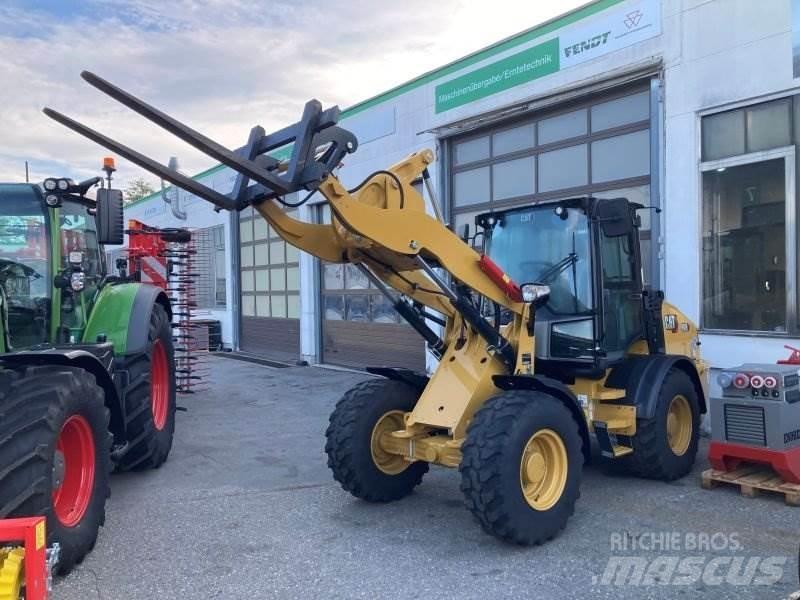CAT 908 Incarcator pe pneuri