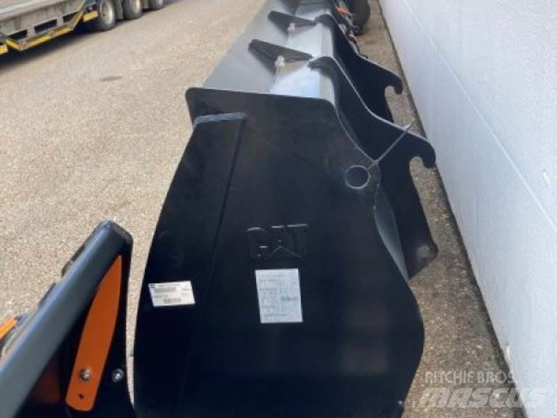 CAT 908 Incarcator pe pneuri