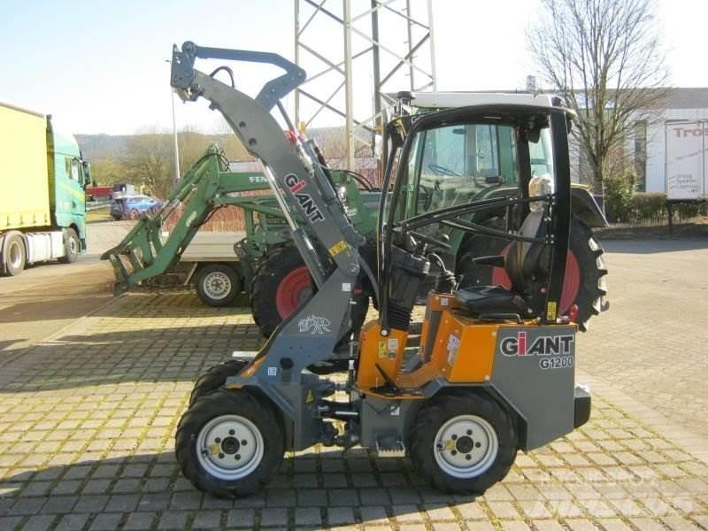 GiANT G1200 Mini incarcator