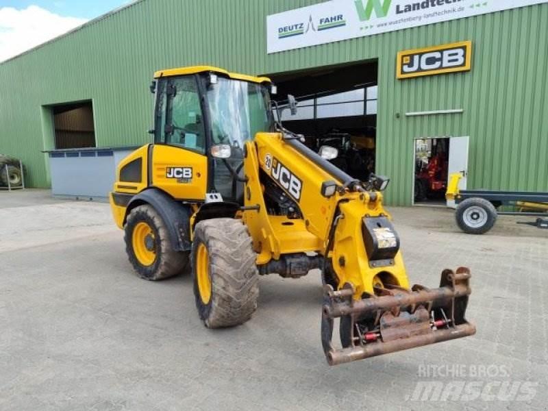 JCB TM 220 Incarcator pe pneuri