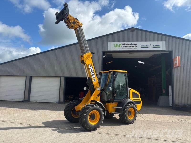 JCB TM 220 Incarcator pe pneuri