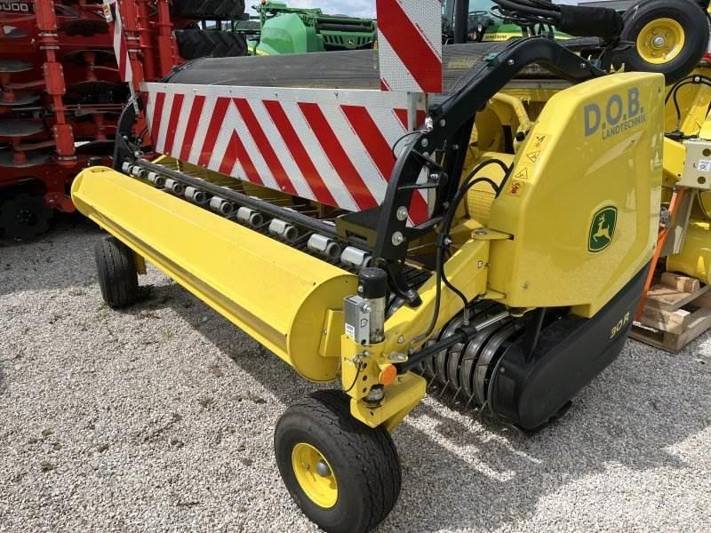 John Deere 30R Accesorii pentru mașini de fân și furaje