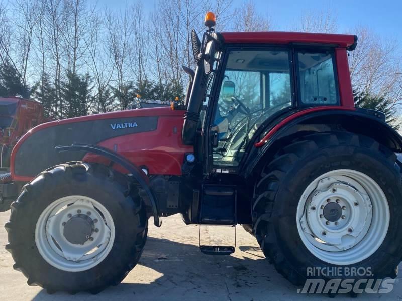 Valtra T153 H Tractoare