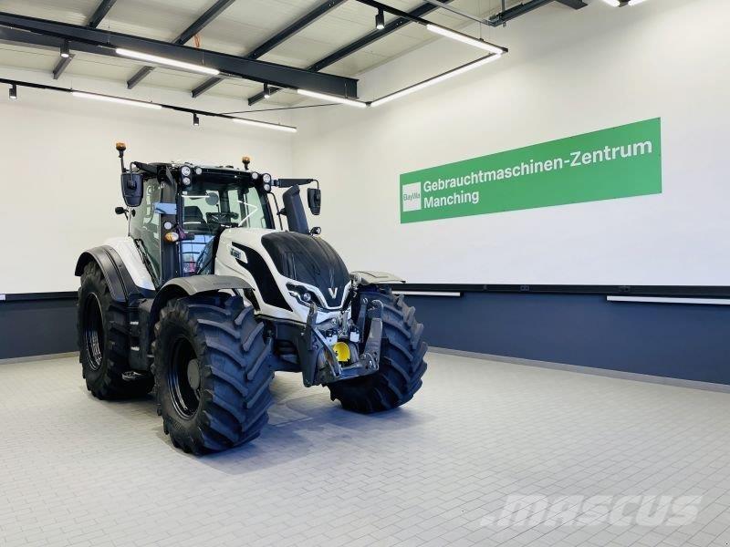 Valtra T215D Tractoare