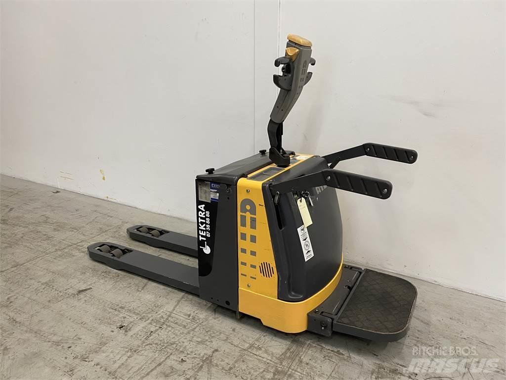 Atlet TLP200 Transpaleta cu platforma