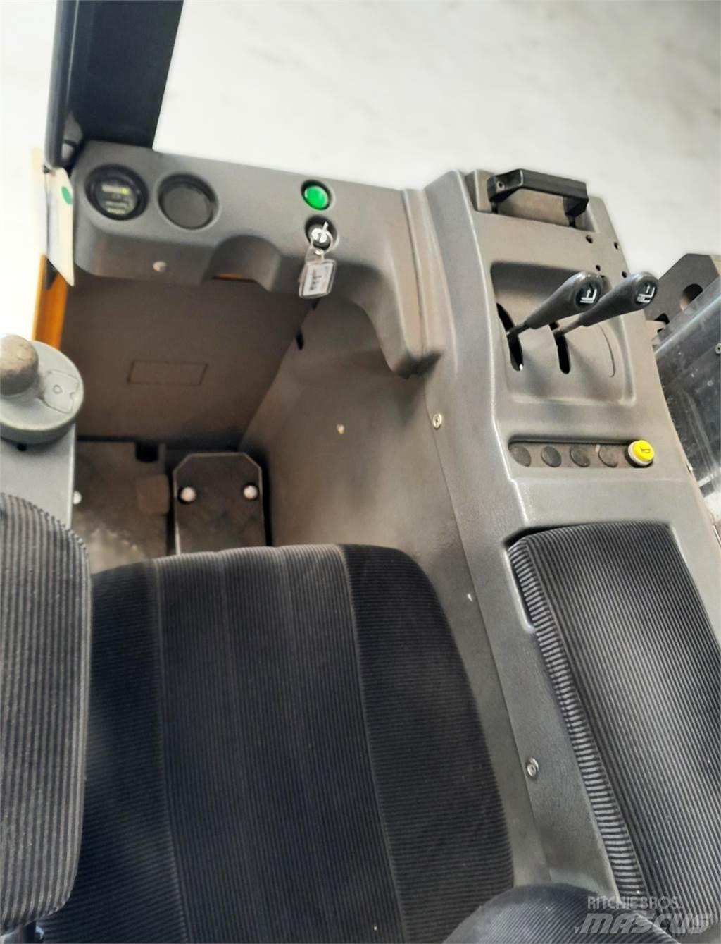 Atlet XSN160 Transpaleti autopropulsanti