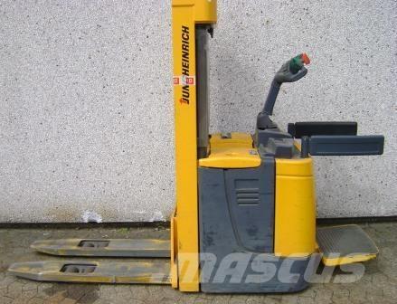 Jungheinrich ERC 214 Transpaleti autopropulsanti