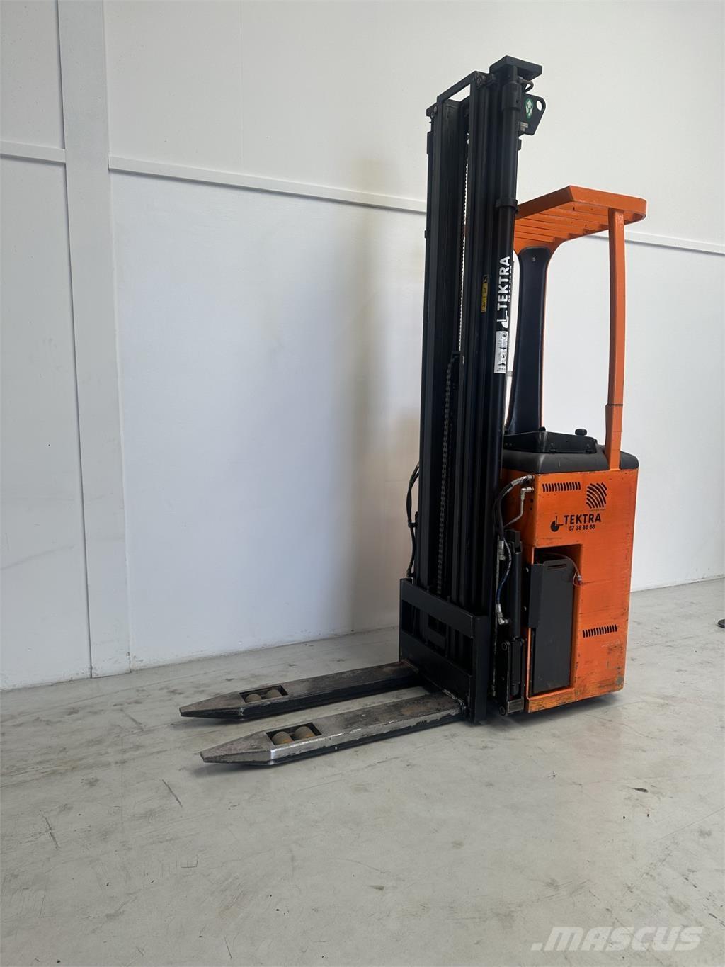 Rocla SST 12 TREV Transpaleti autopropulsanti