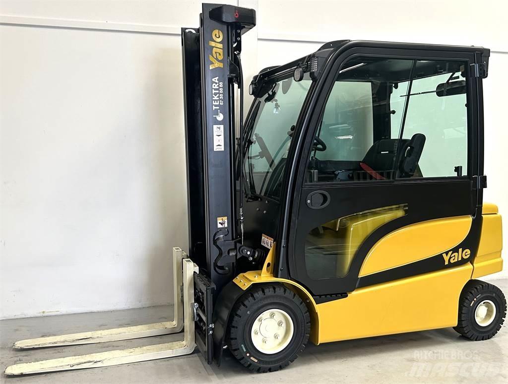 Yale ERP30VL (LWB) Stivuitor electric