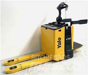 Yale MP20X FBW - 300 AH Transpaleta cu platforma
