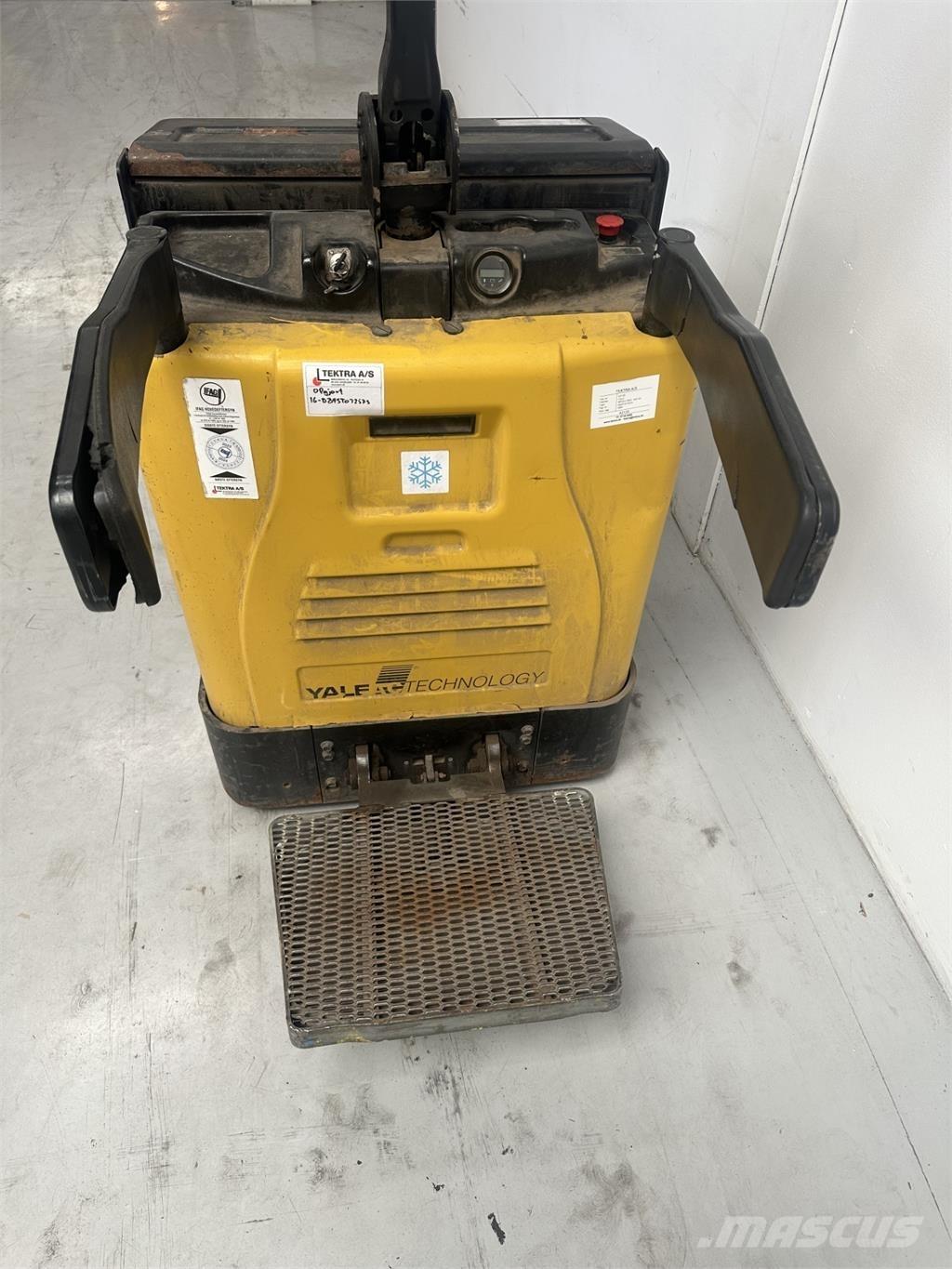 Yale MP20X FBW - 400 AH Transpaleta cu platforma