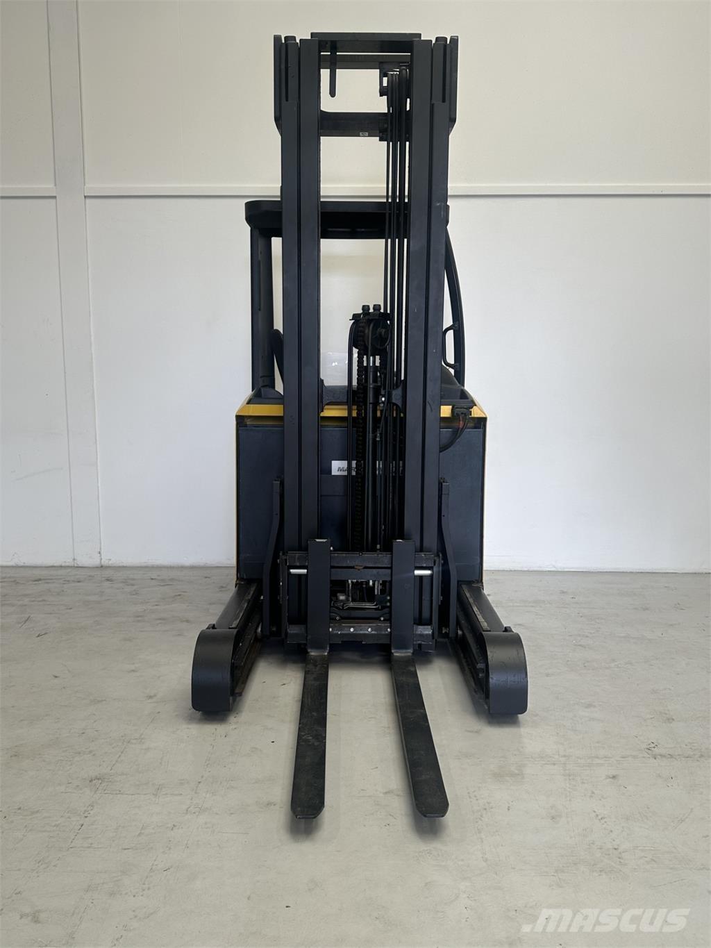 Yale MR14 Stivuitor cu catarg retractabil