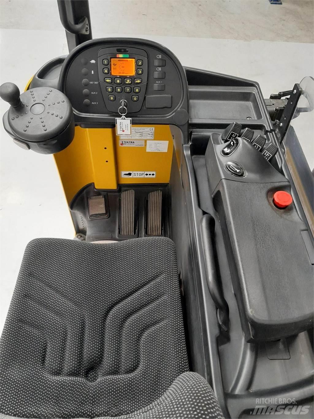 Yale MR14 Stivuitor cu catarg retractabil