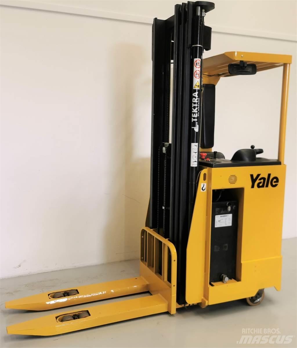 Yale MS15S Transpaleti autopropulsanti