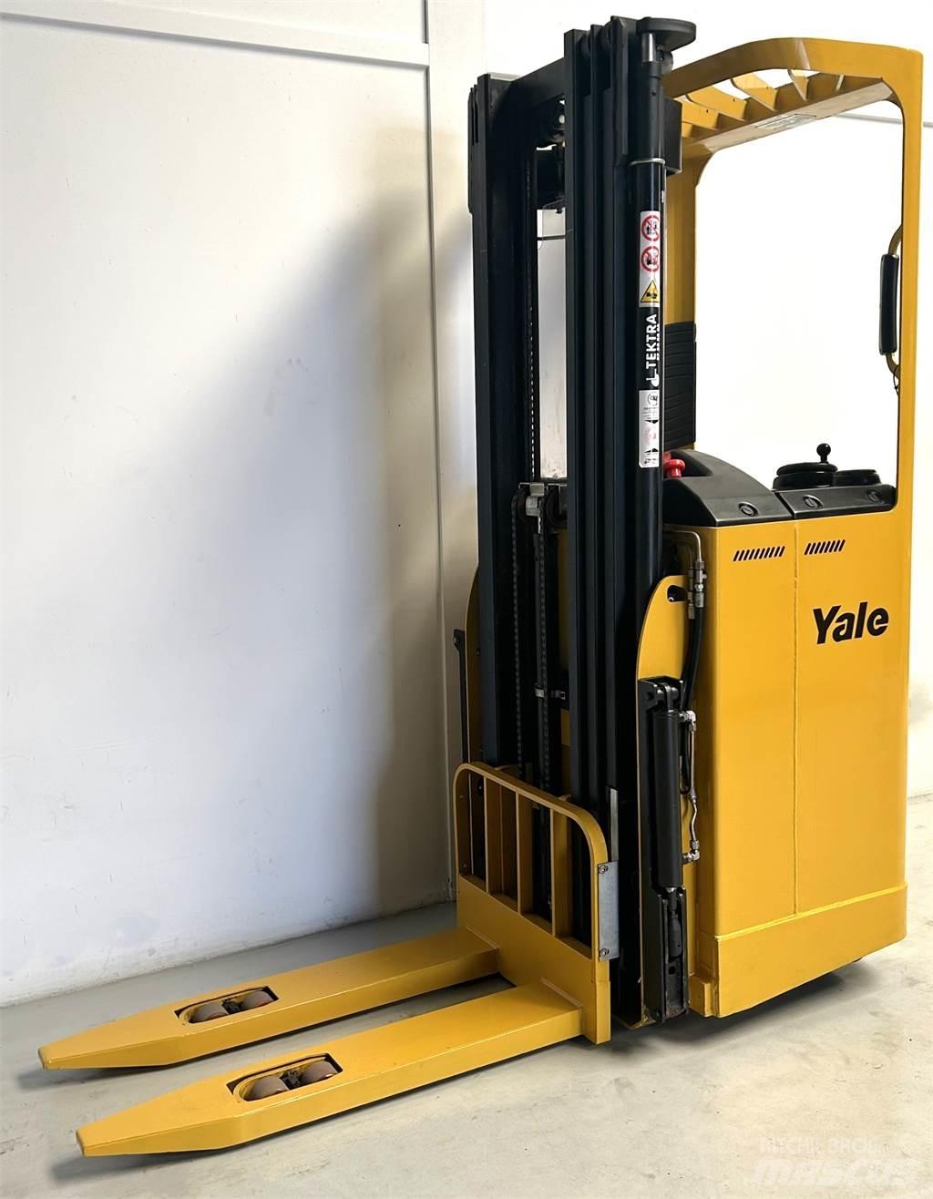 Yale SMS12S Transpaleti autopropulsanti