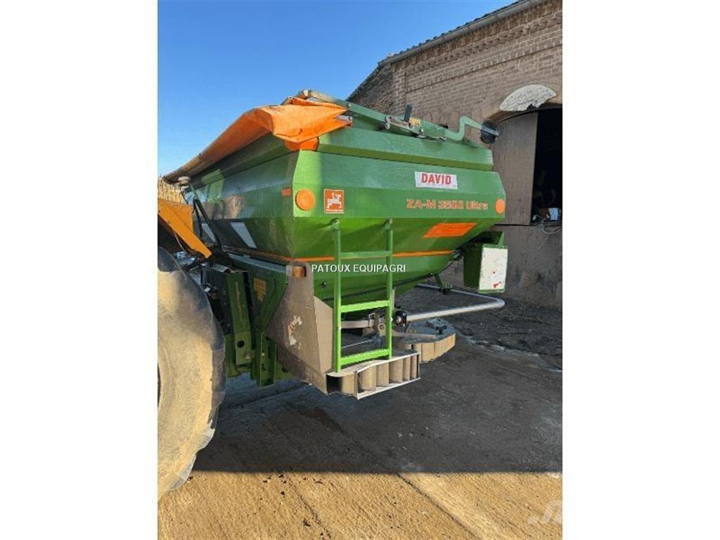 Amazone ZAM ULTRA Împrastierea mineralelor