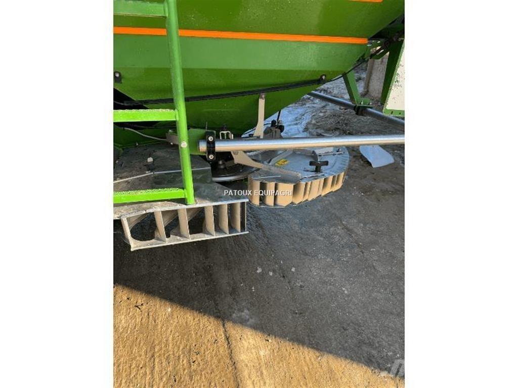 Amazone ZAM ULTRA Împrastierea mineralelor