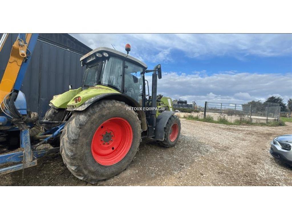 CLAAS ARION640 Tractoare