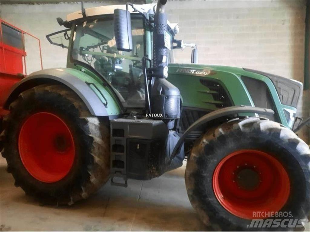 Fendt 826 VARIO Tractoare