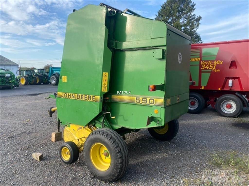 John Deere 590 Masina de balotat cilindric