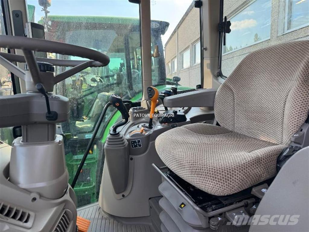 John Deere 6100M Tractoare
