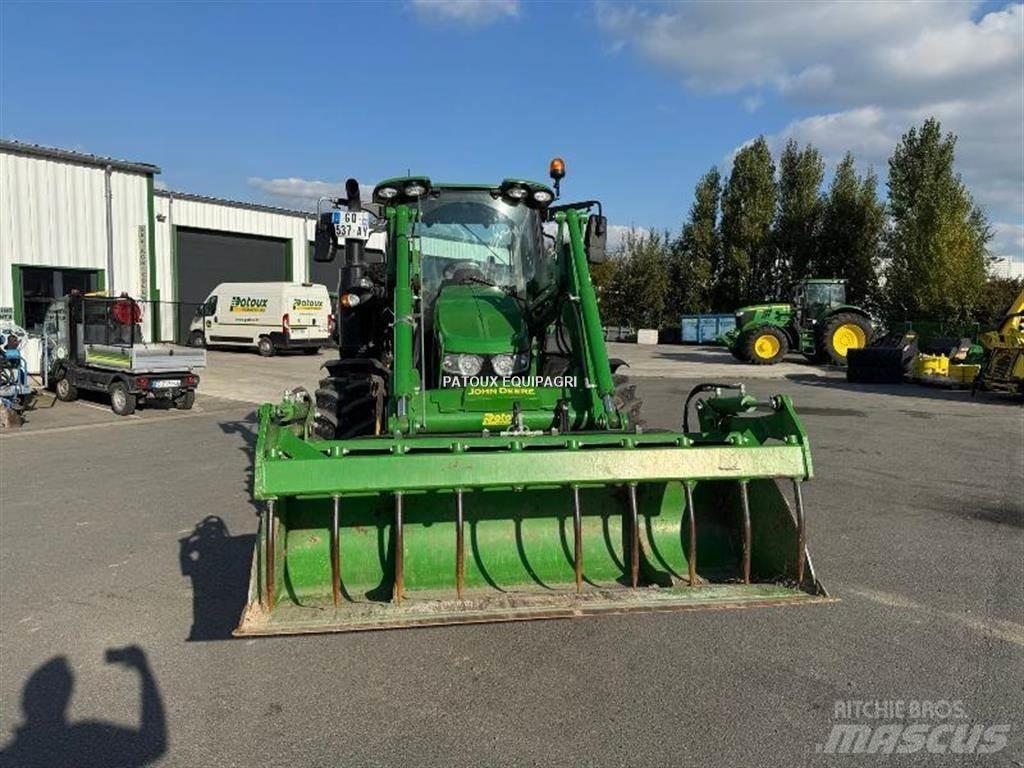 John Deere 6120M Tractoare