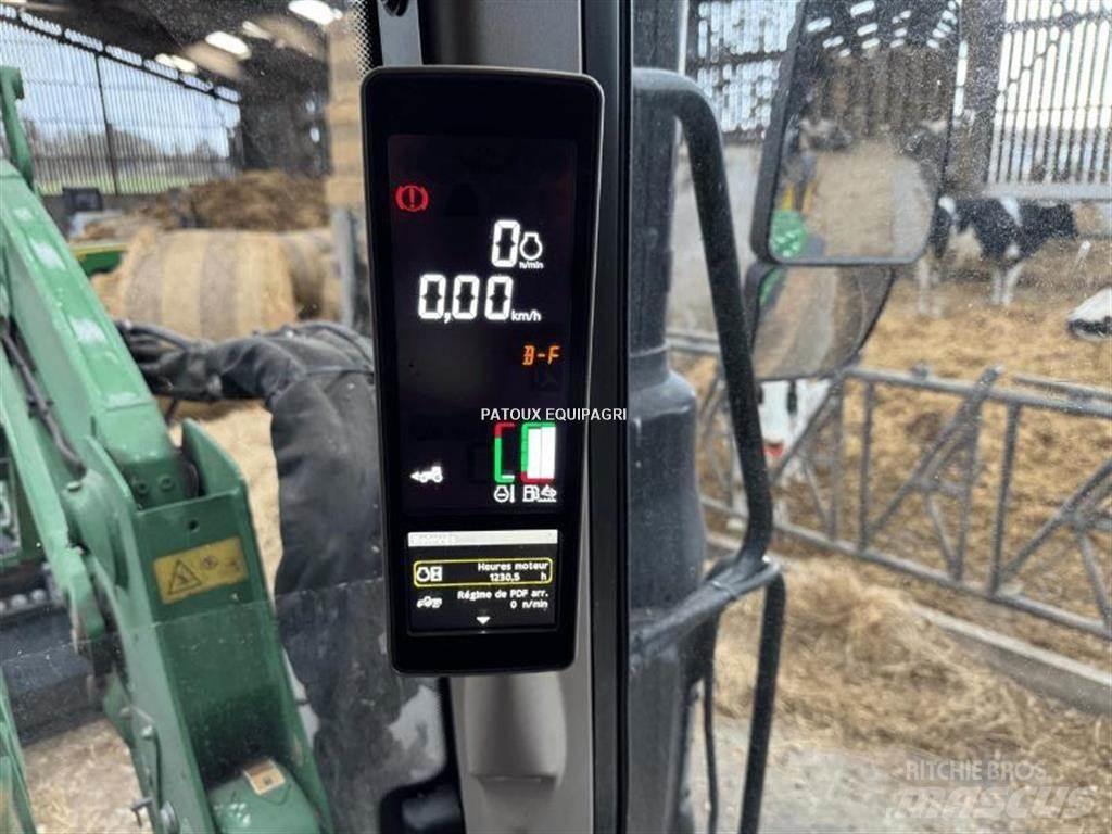 John Deere 6120M Tractoare