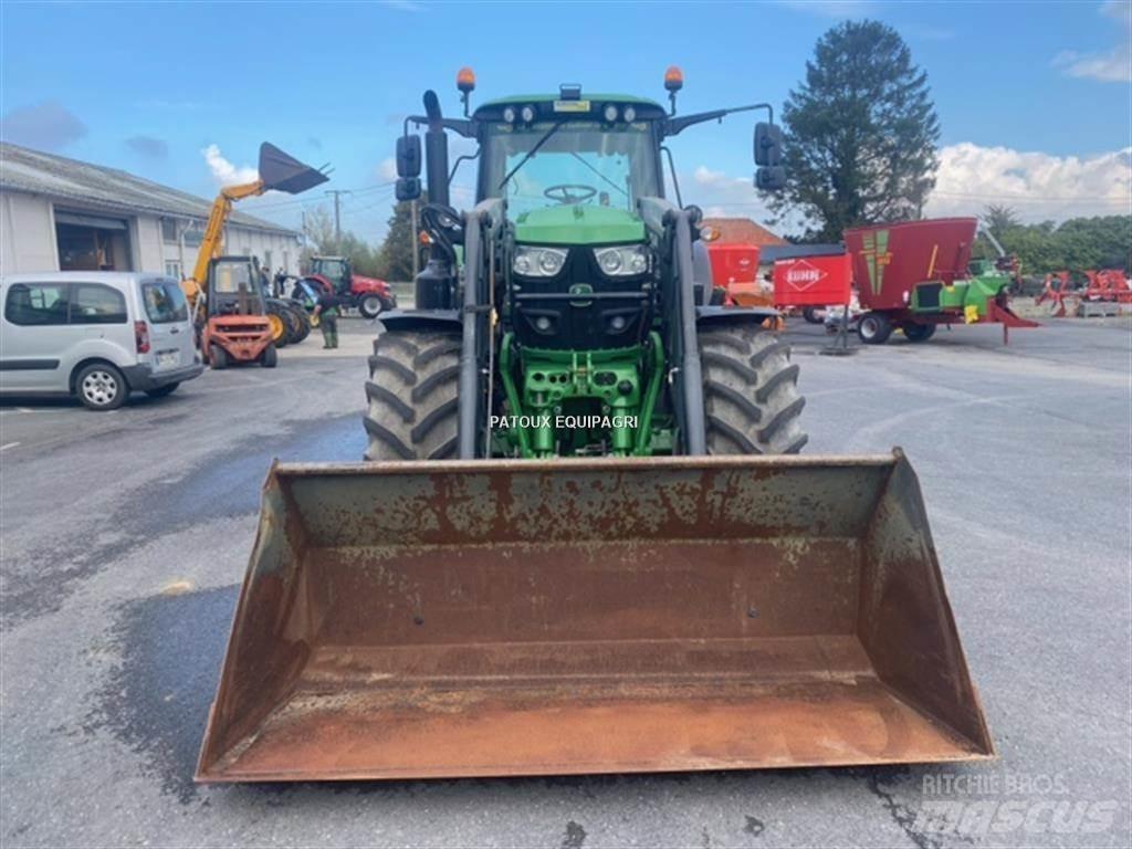 John Deere 6155M Tractoare
