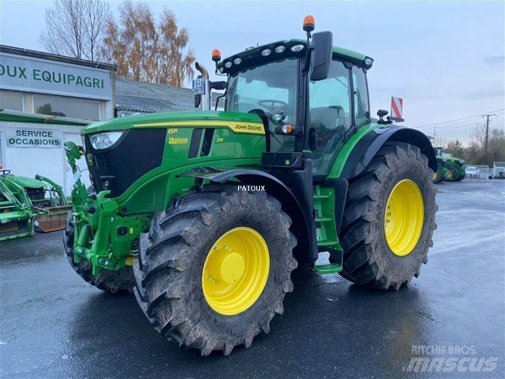 John Deere 6R215 Tractoare