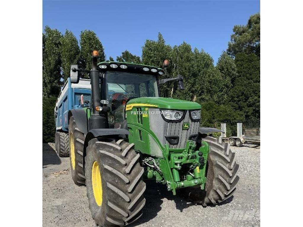 John Deere 6R215 Tractoare