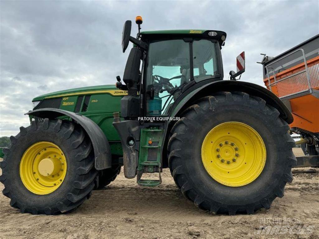 John Deere 6R250 Tractoare