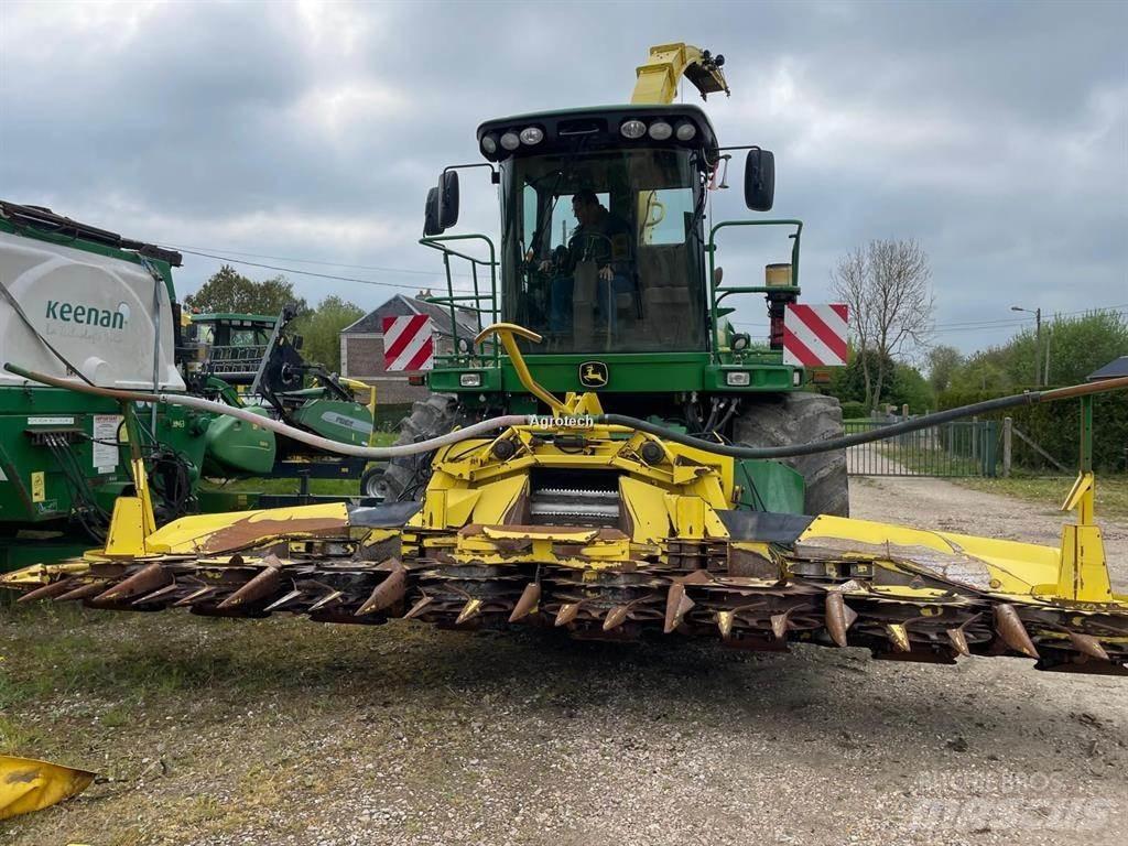 John Deere 7450 Culegatoare de nutret