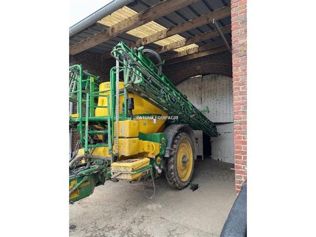 John Deere 832I Tractoare agricole sprayers