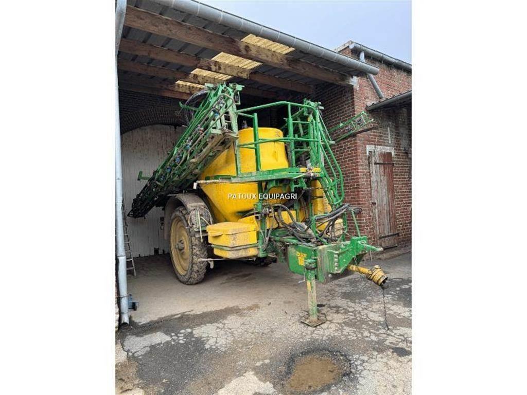 John Deere 832I Tractoare agricole sprayers