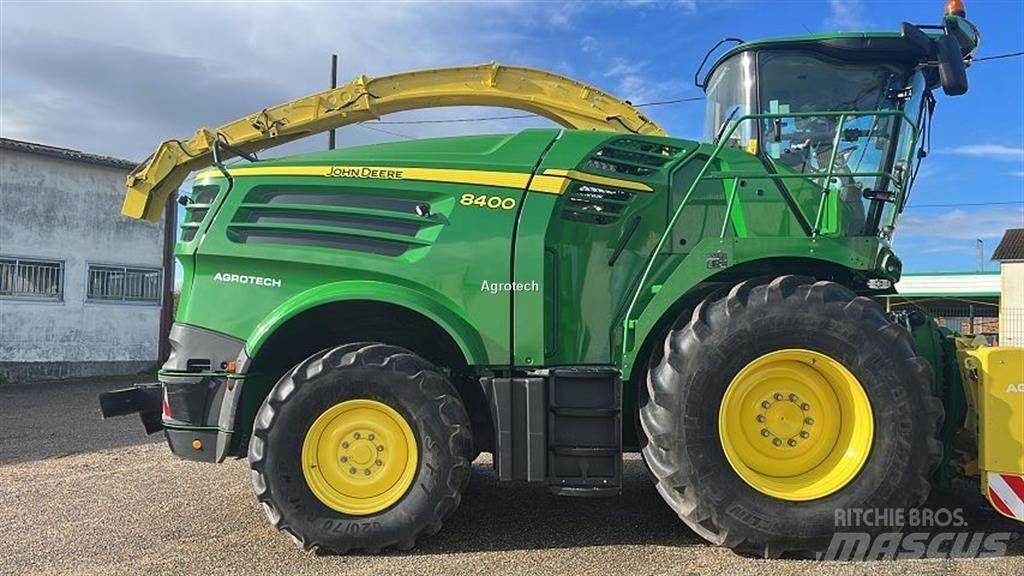 John Deere 8400 Culegatoare de nutret