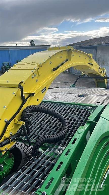 John Deere 8400 Culegatoare de nutret