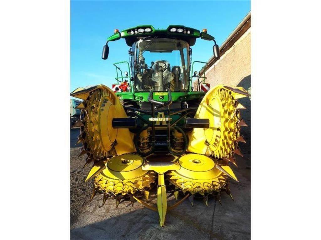 John Deere 8400 Culegatoare de nutret