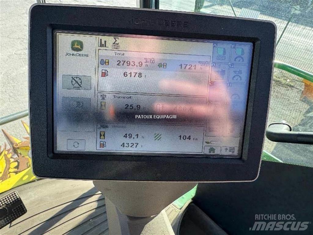 John Deere 8500 Culegatoare de nutret
