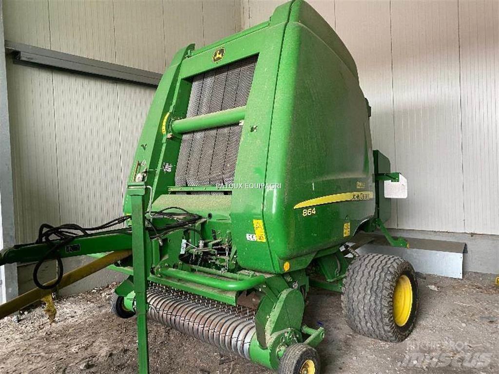 John Deere 864 Masina de balotat cilindric